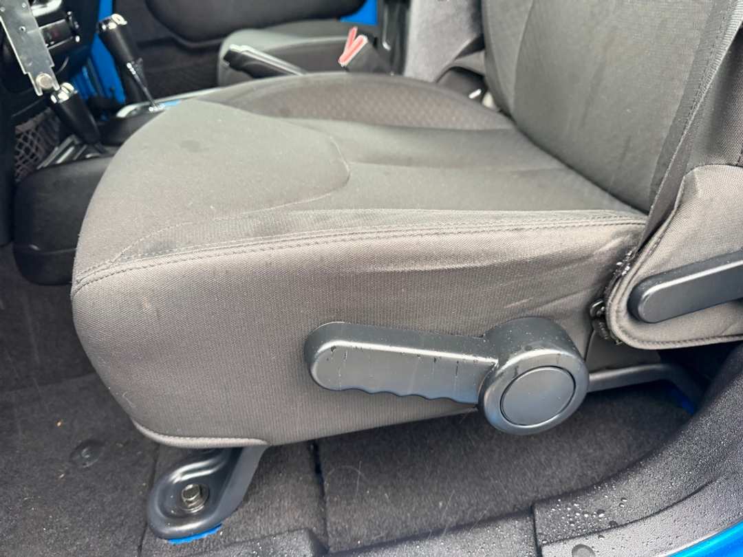 2016 Jeep Wrangler Unlimited Sport - Image 14