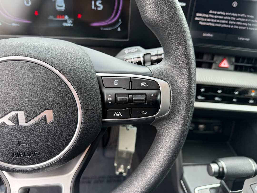 2024 Kia Sportage LX - Image 19