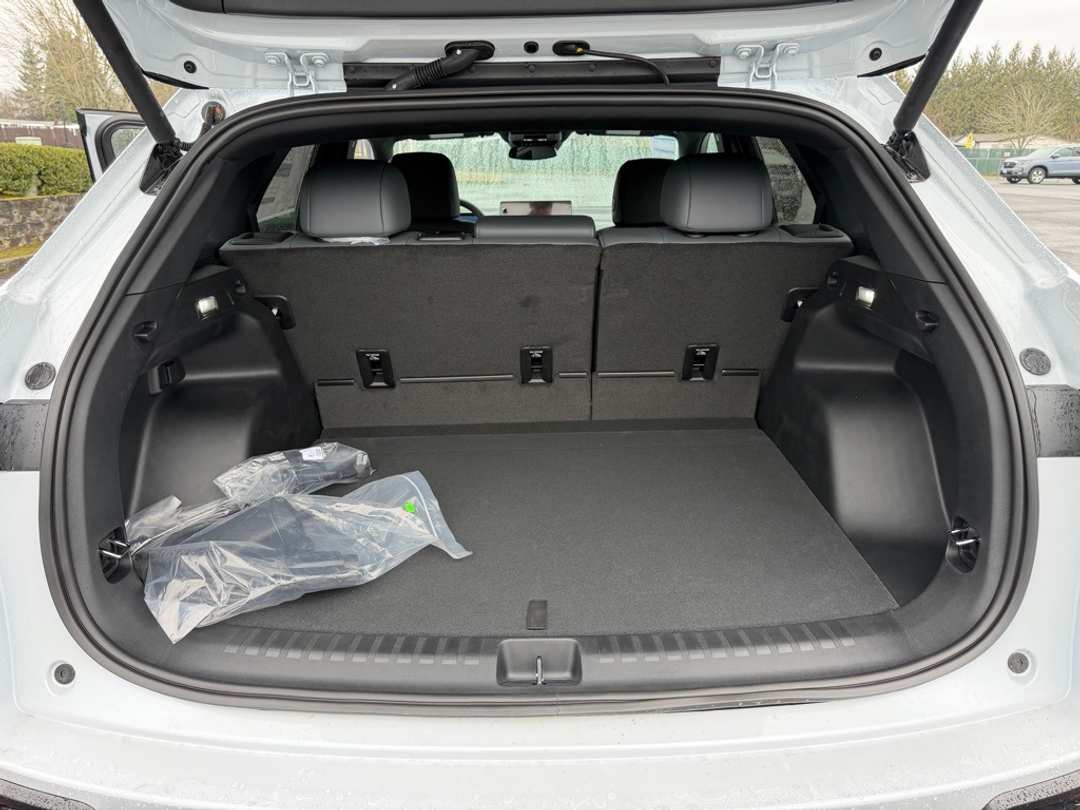 2026 Honda Prologue Touring - Image 11