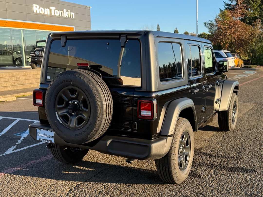 2026 Jeep Wrangler Sport - Image 8