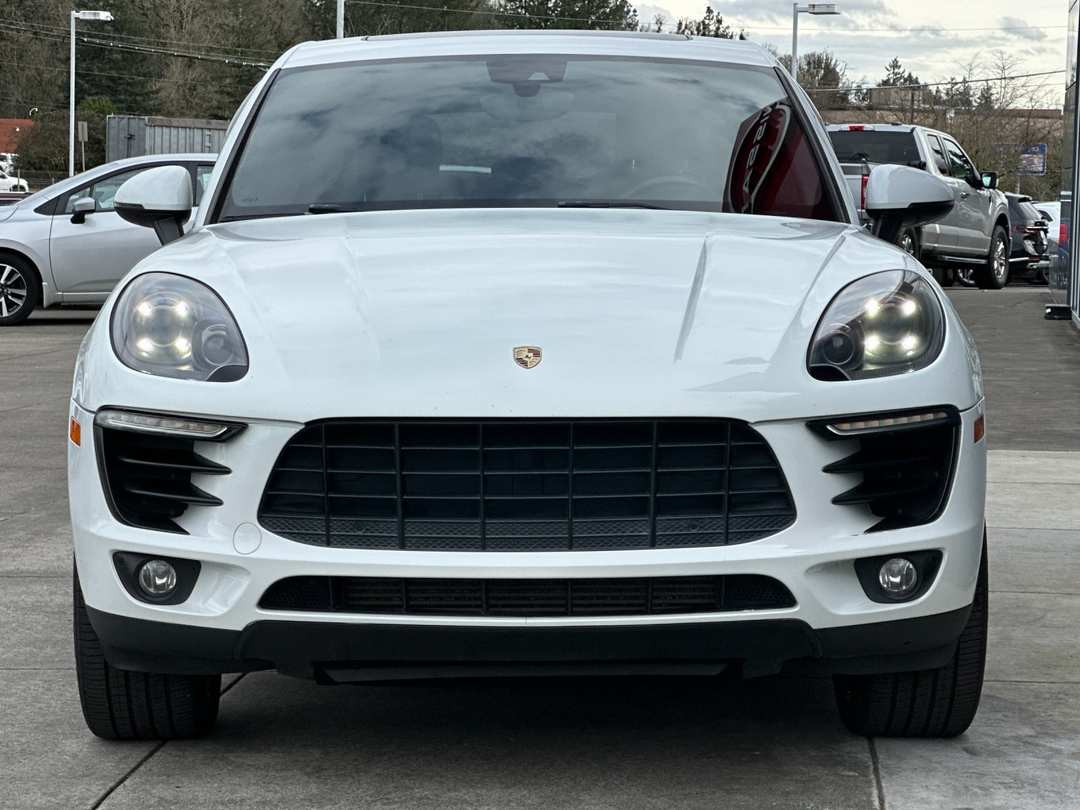 2017 Porsche Macan Base - Image 8