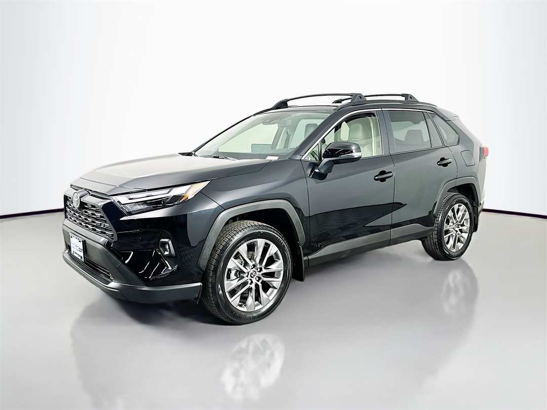 2025 Toyota Rav4 XLE Premium - Image 3