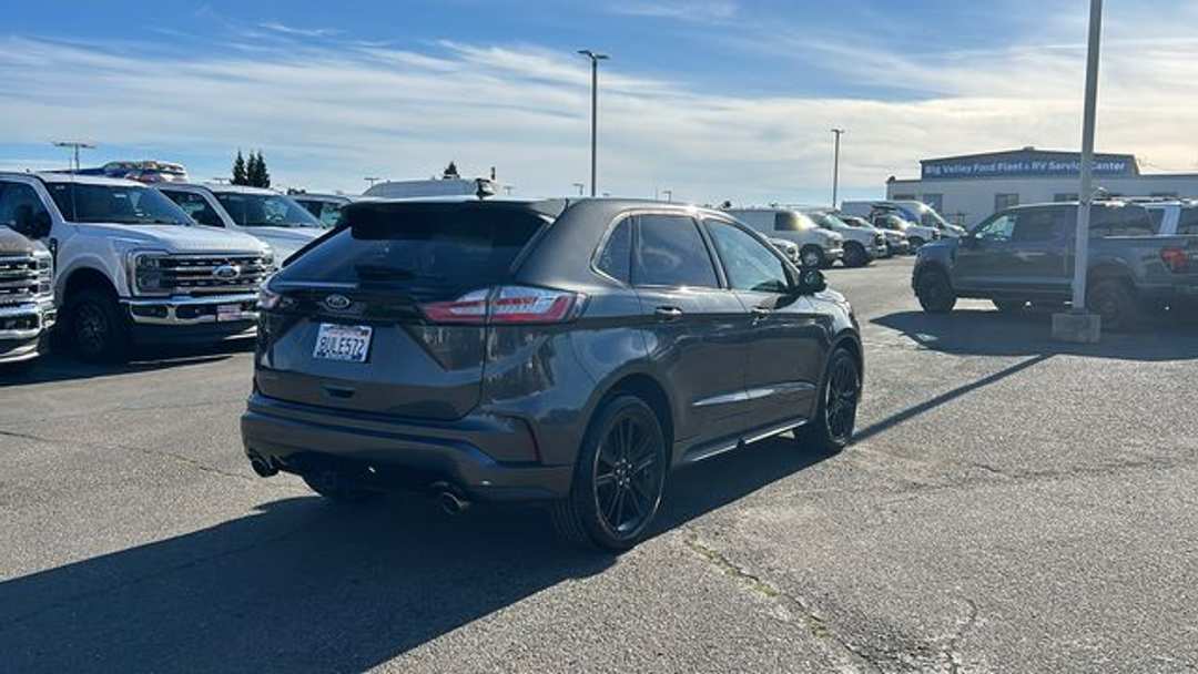 2020 Ford Edge ST Line - Image 3