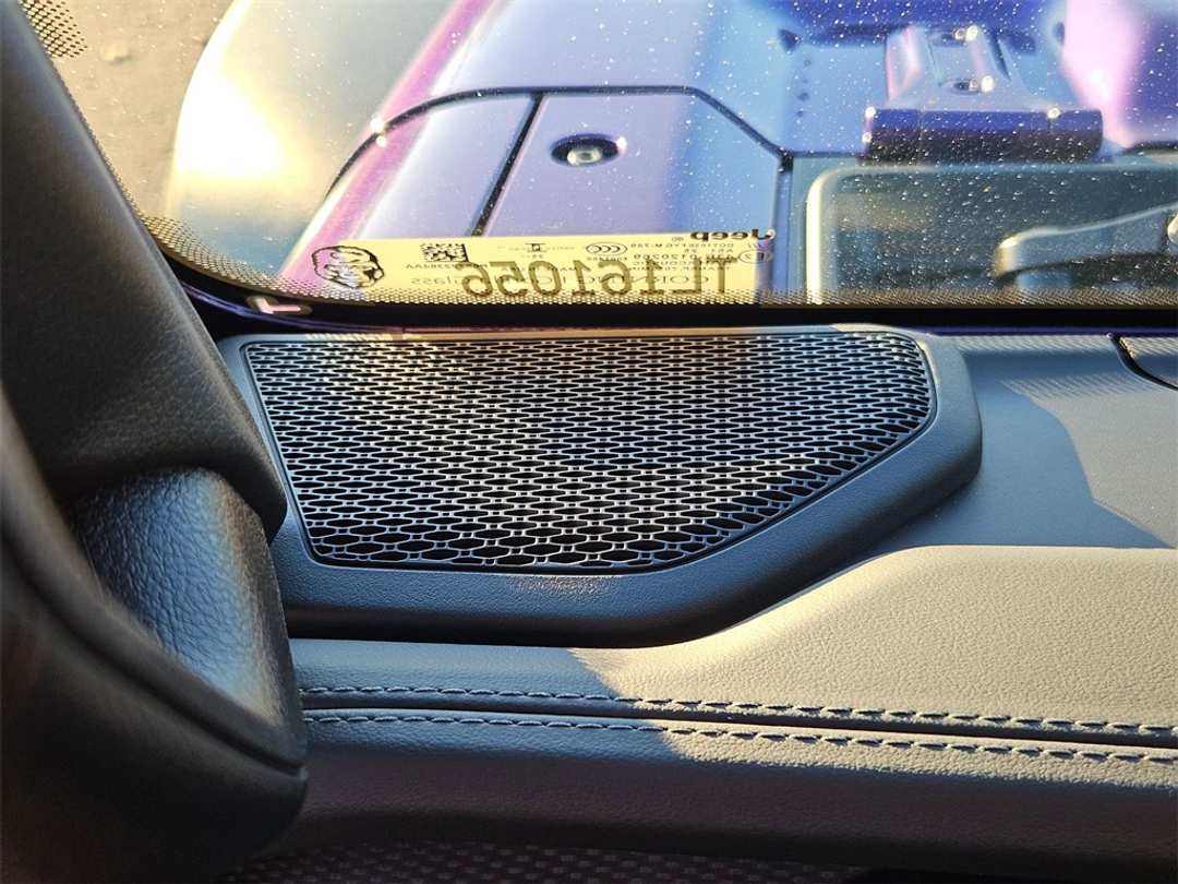 2026 Jeep Gladiator Mojave - Image 12