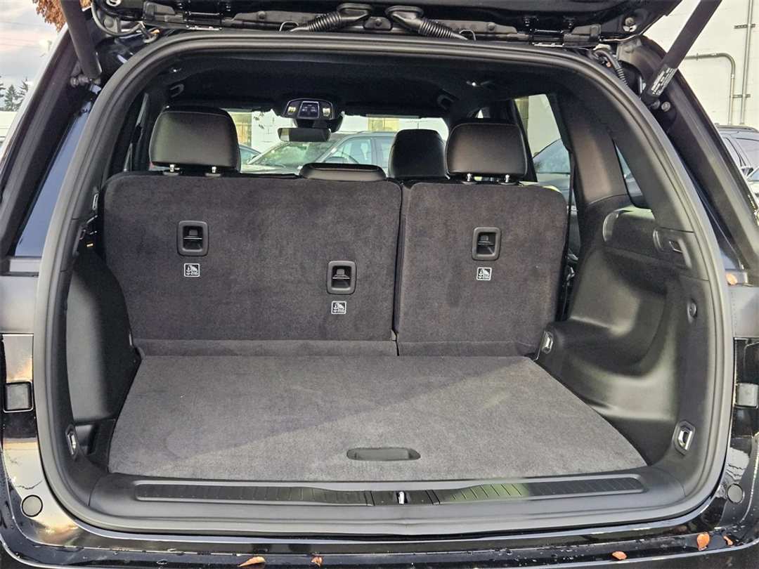 2025 Jeep Grand Cherokee Limited - Image 29