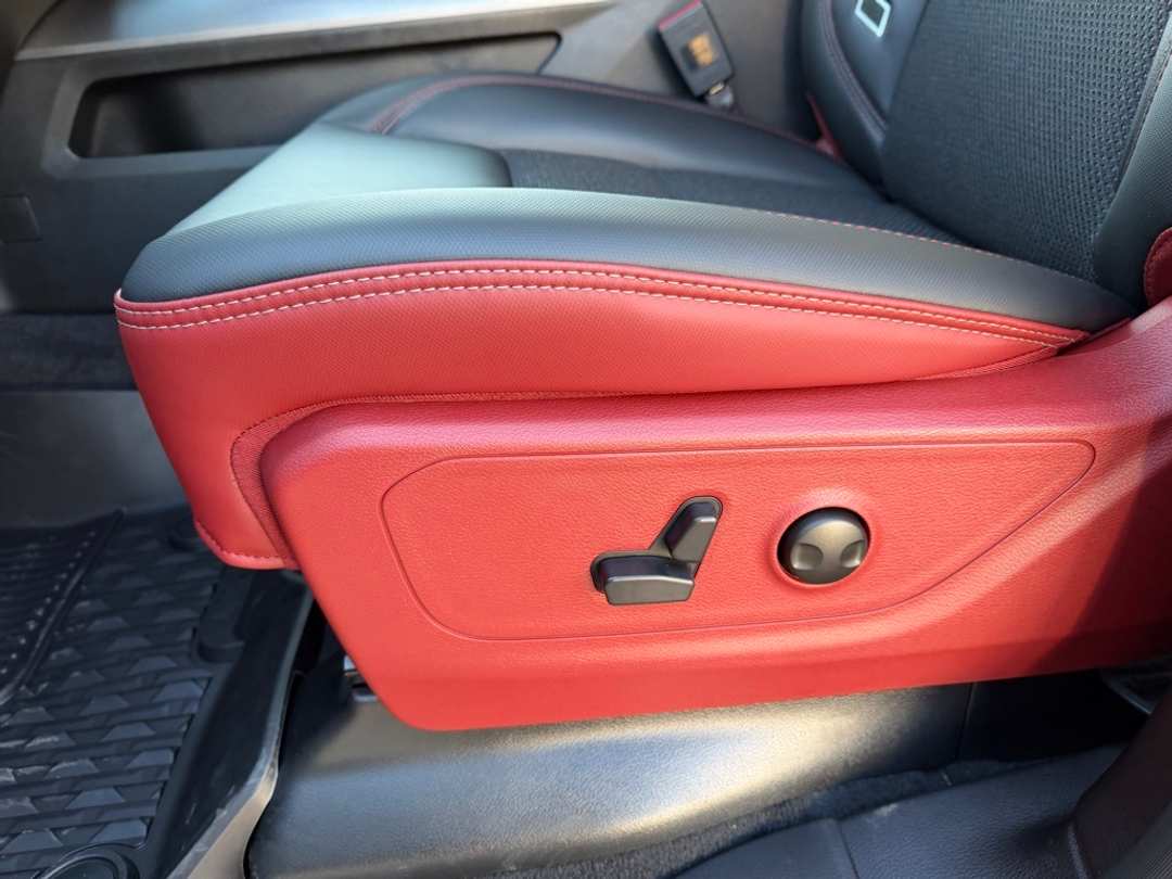 2026 Ram 1500 Rebel - Image 13