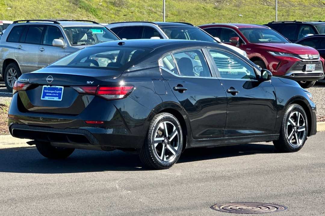 2024 Nissan Sentra SV - Image 3