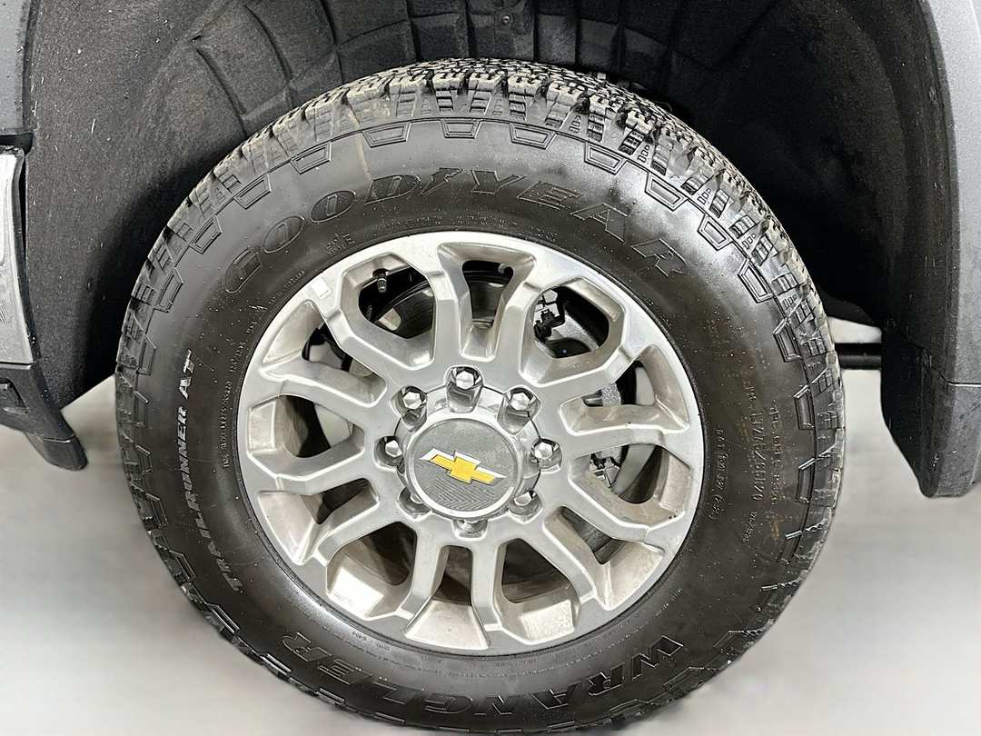 2025 Chevrolet Silverado 3500Hd LTZ - Image 34