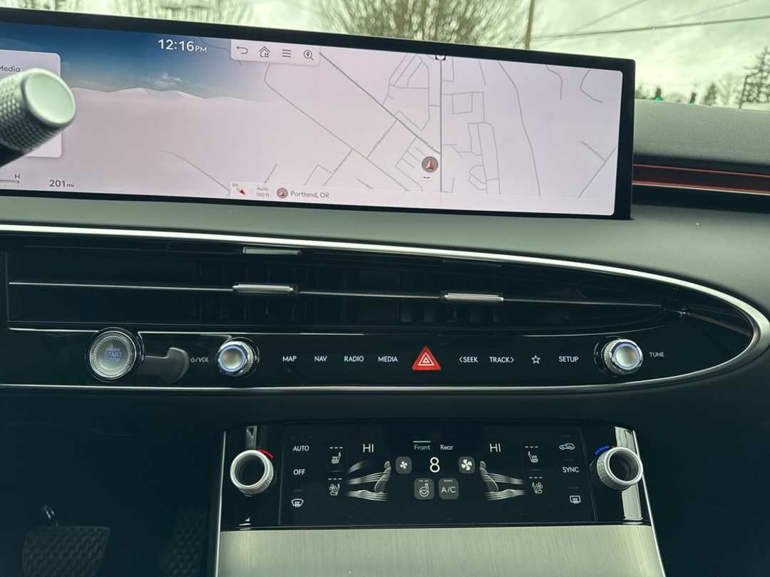 2026 Genesis Gv70 2.5T Advanced - Image 27