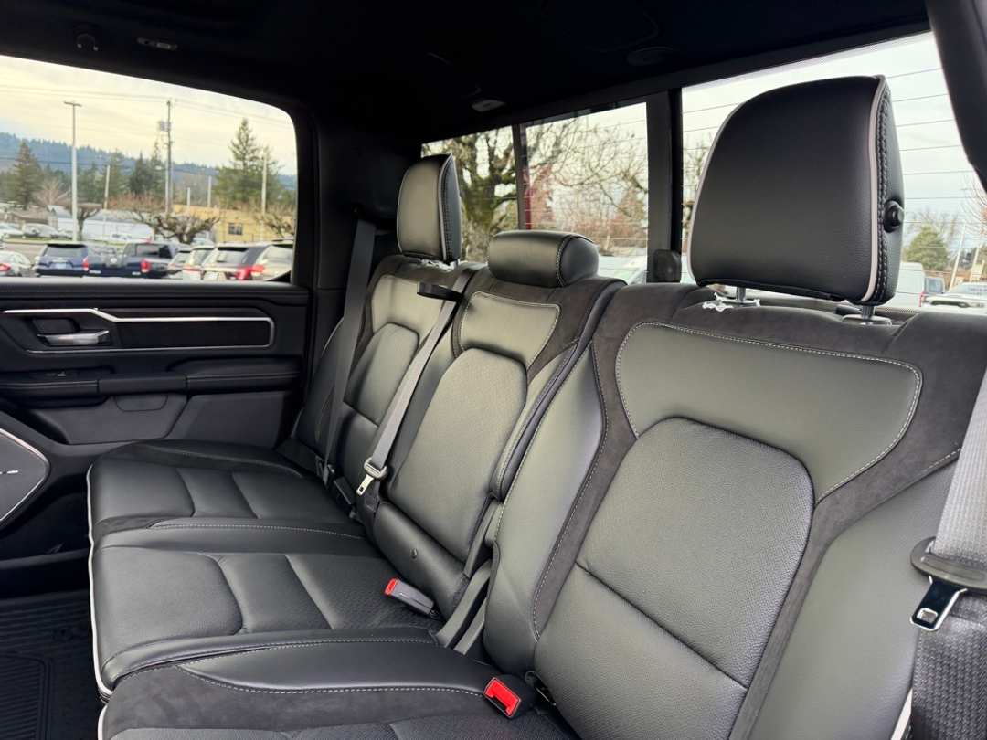 2026 Ram 1500 Laramie - Image 32