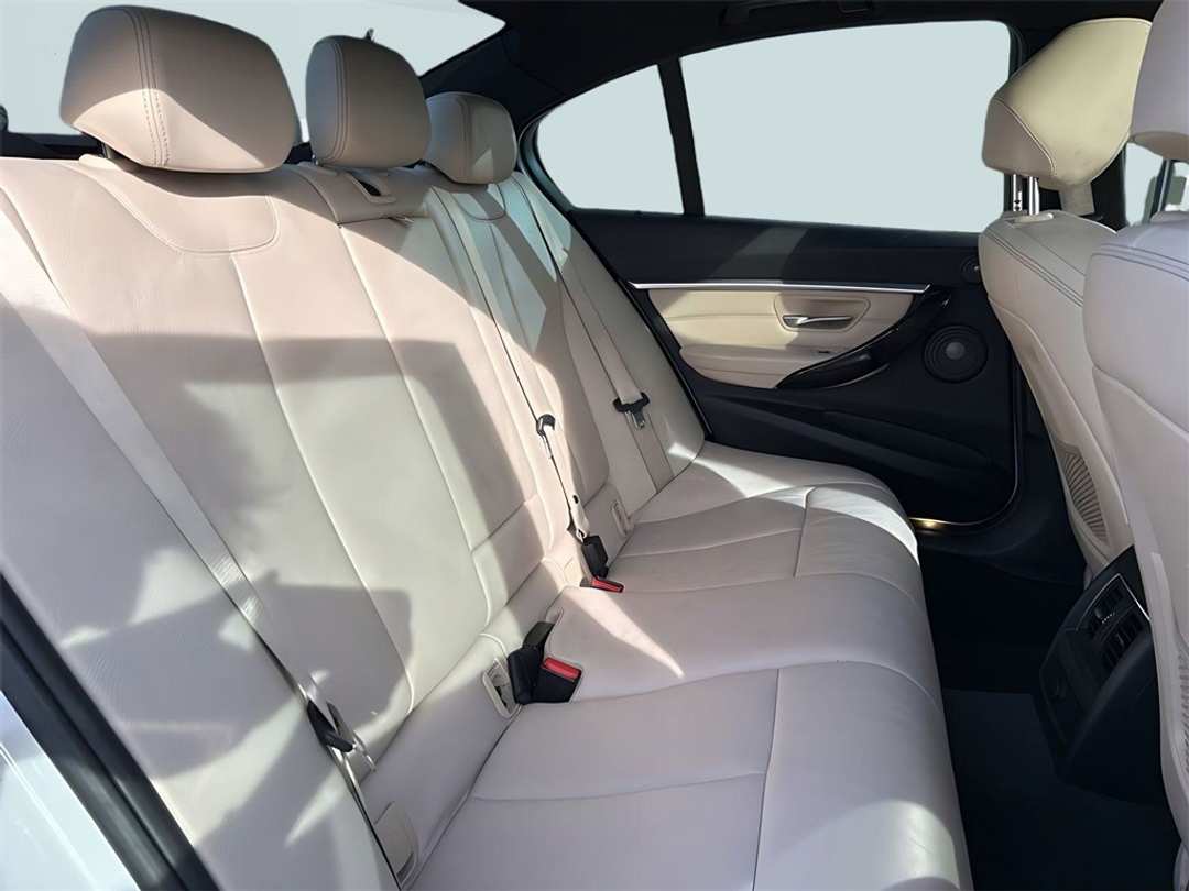 2016 BMW 3 Series 328i - Image 12