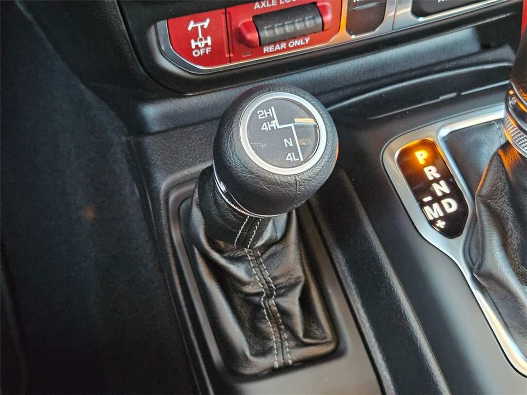 2026 Jeep Gladiator Mojave - Image 25