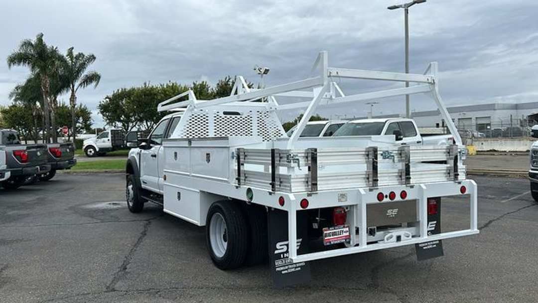 2026 Ford F-550Sd XL - Image 3