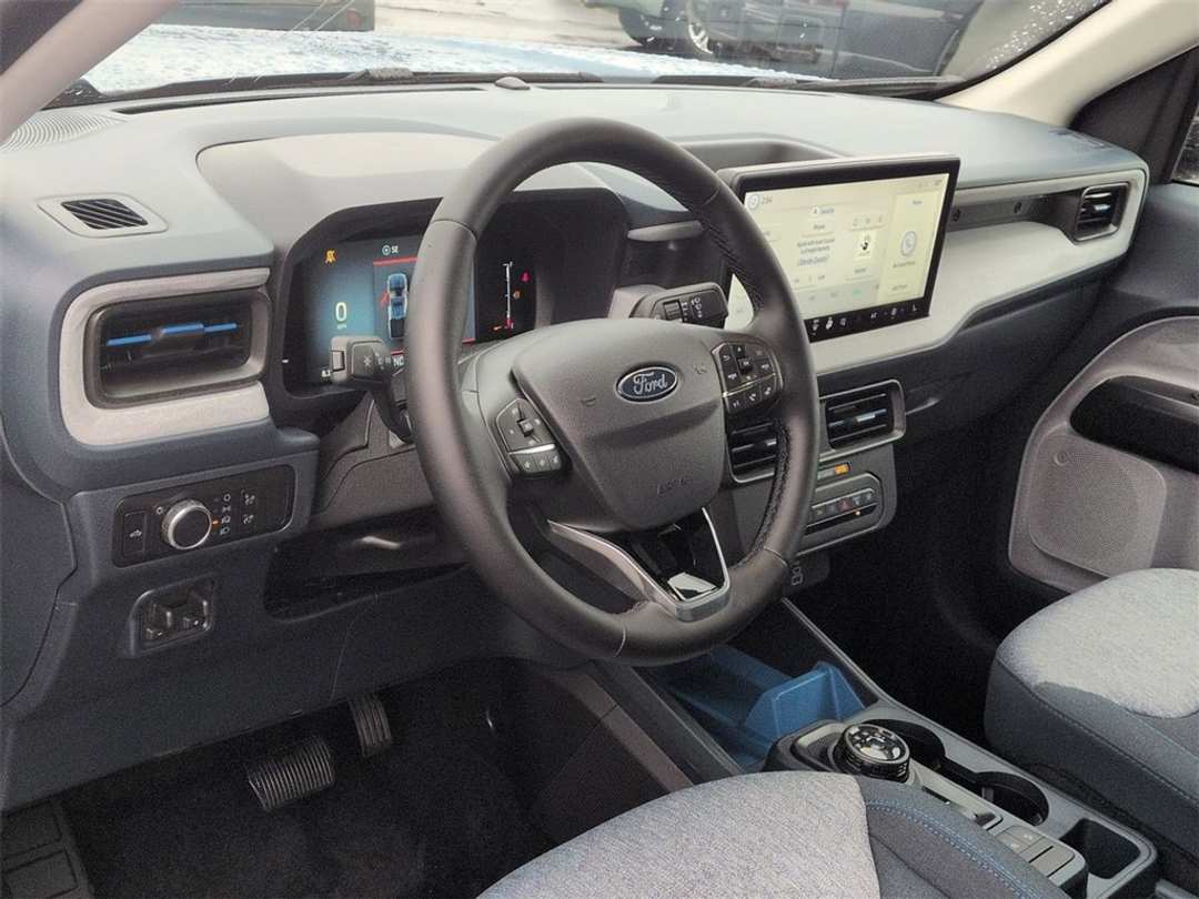 2026 Ford Maverick XLT - Image 12