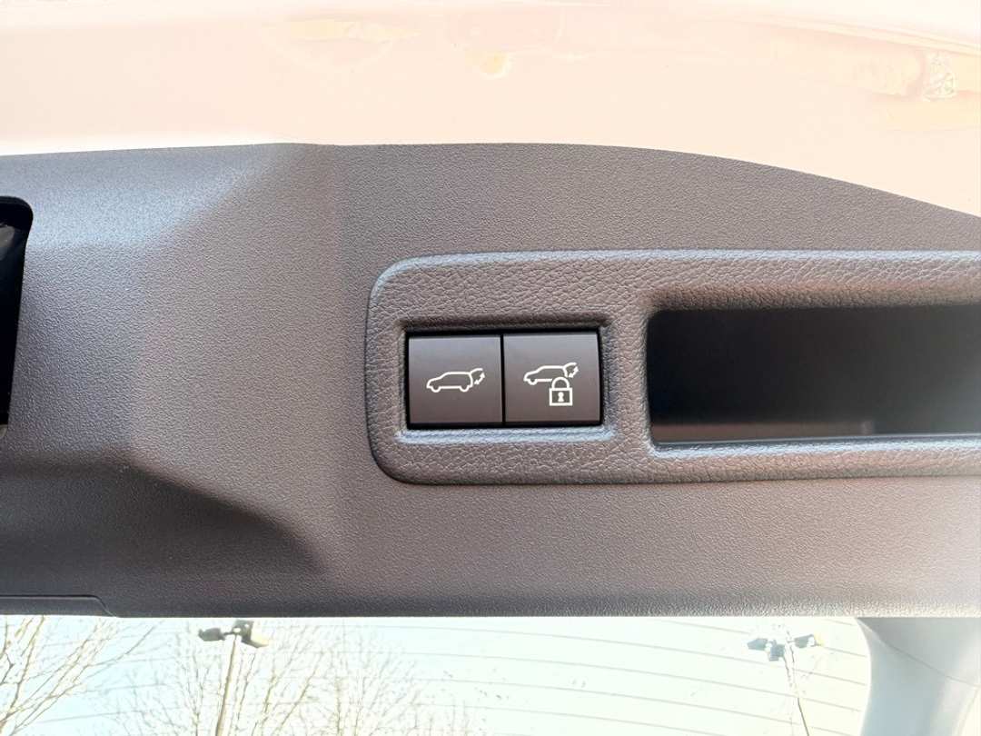 2026 Subaru Solterra Touring XT - Image 21