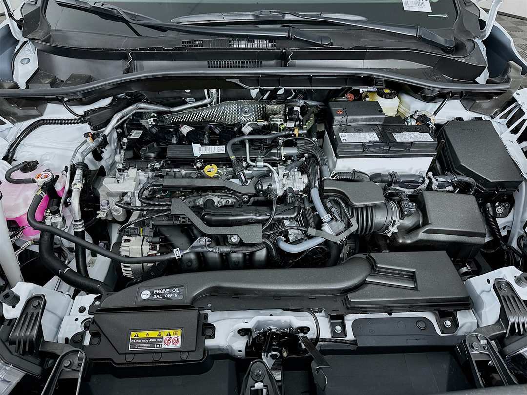 2026 Toyota Corolla Cross L - Image 29