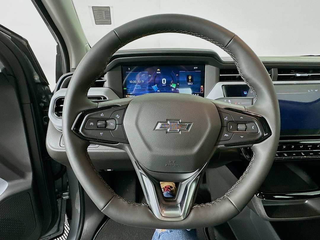 2027 Chevrolet Bolt Ev LT - Image 11