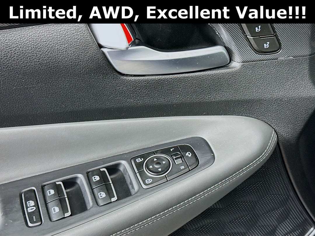 2023 Hyundai Santa Fe Limited - Image 18