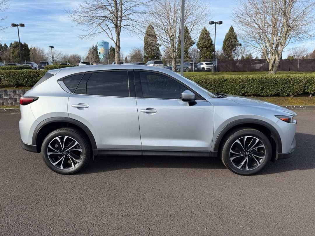 2023 MAZDA CX-5 2.5 S Premium Package - Image 9