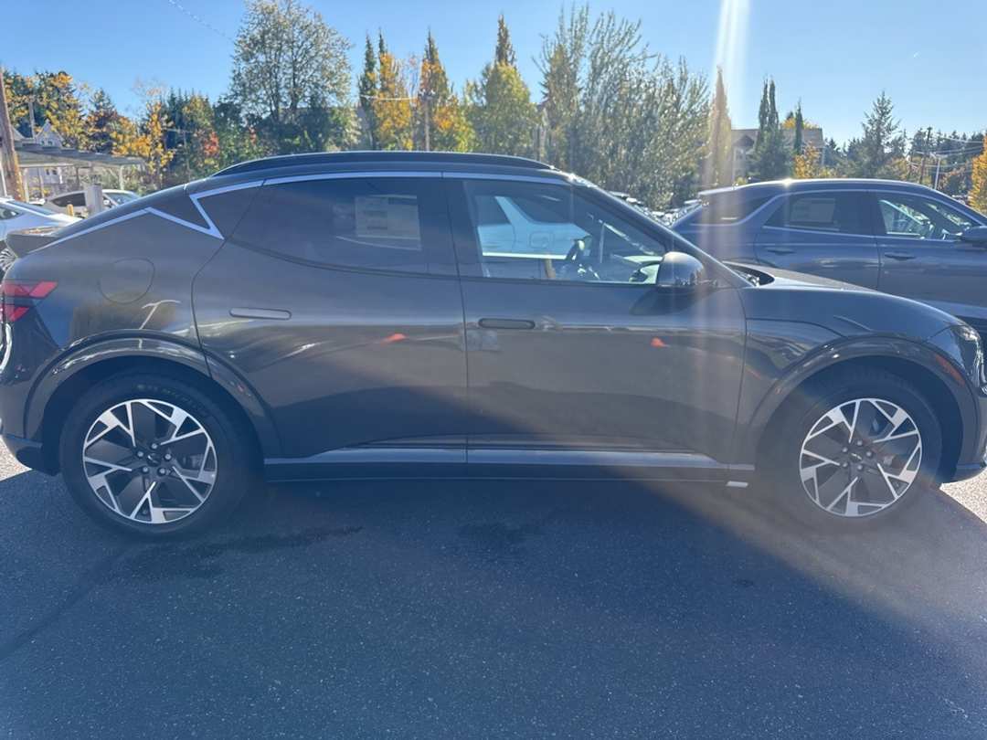 2026 Genesis Gv60 19" - Image 8