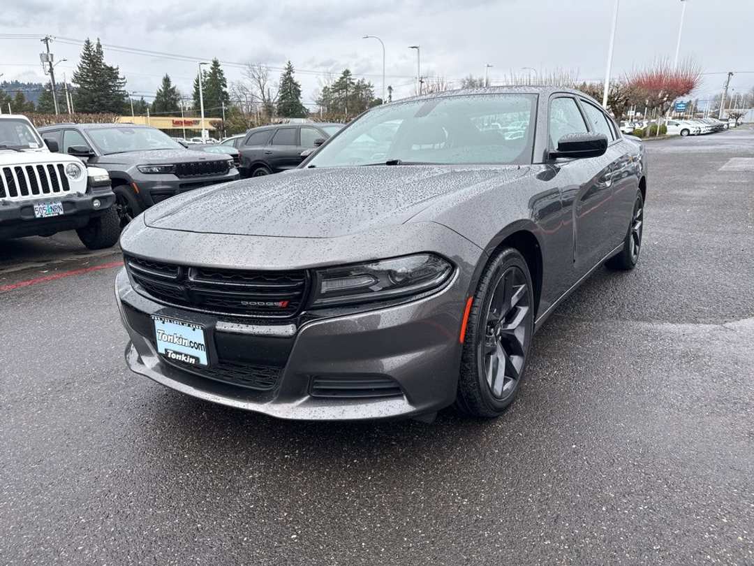 2021 Dodge Charger SXT - Image 3