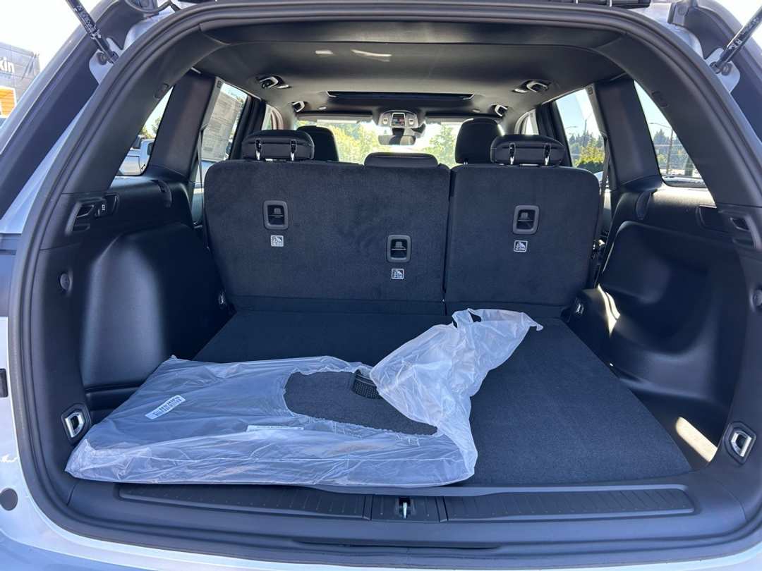 2025 Jeep Grand Cherokee Laredo X - Image 26