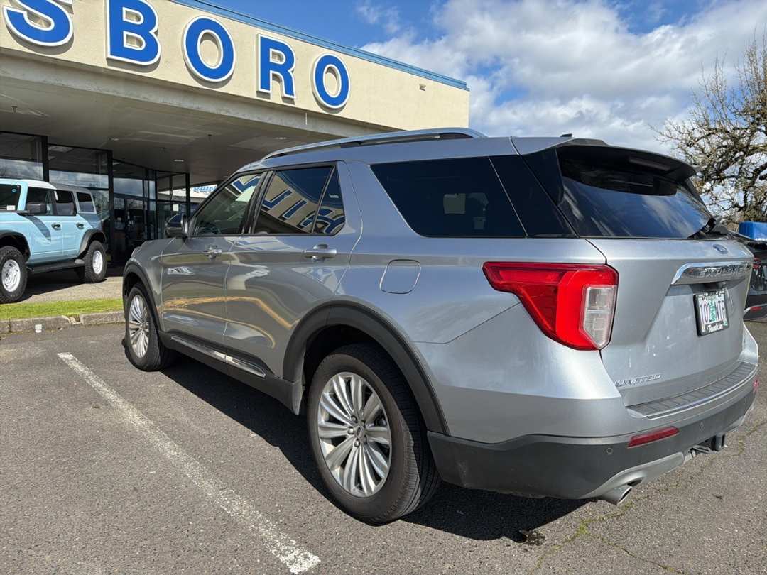 2022 Ford Explorer Limited - Image 3