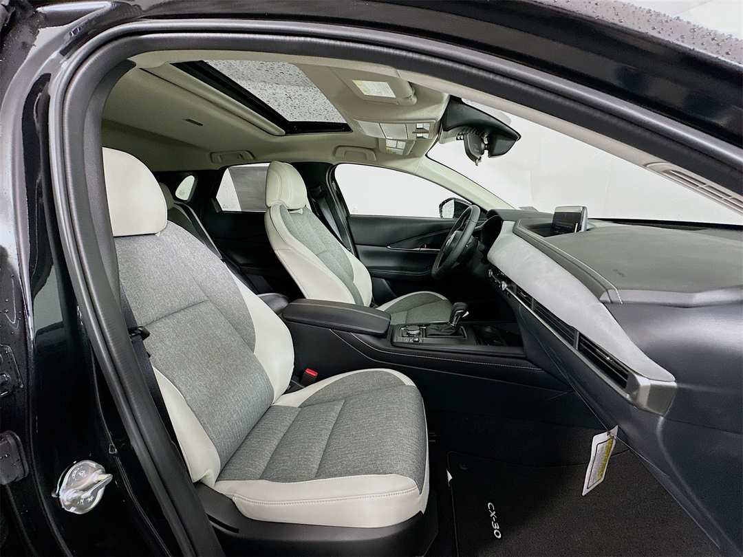 2026 MAZDA Cx-30 2.5 S Aire Edition - Image 29