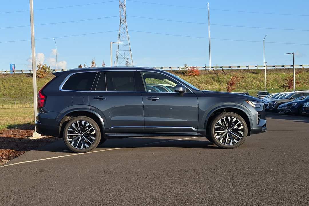 2026 Volvo Xc90 B6 Plus 7Seater - Image 2
