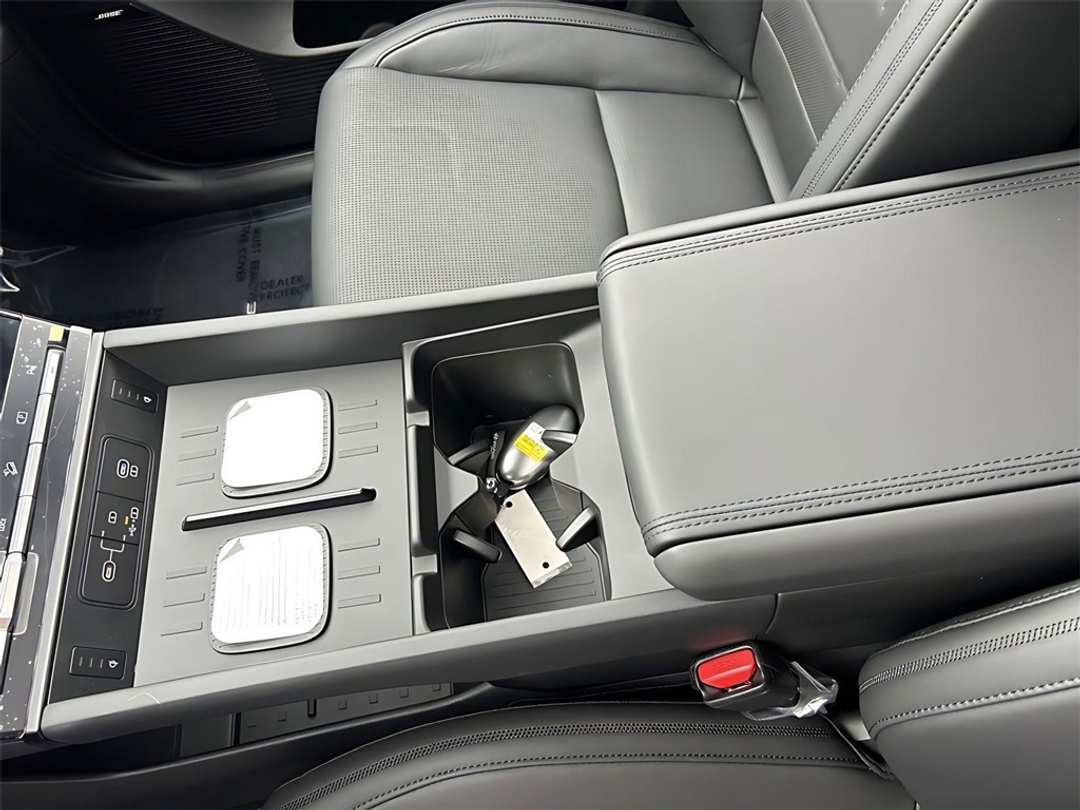 2026 Hyundai Santa Fe Calligraphy - Image 20