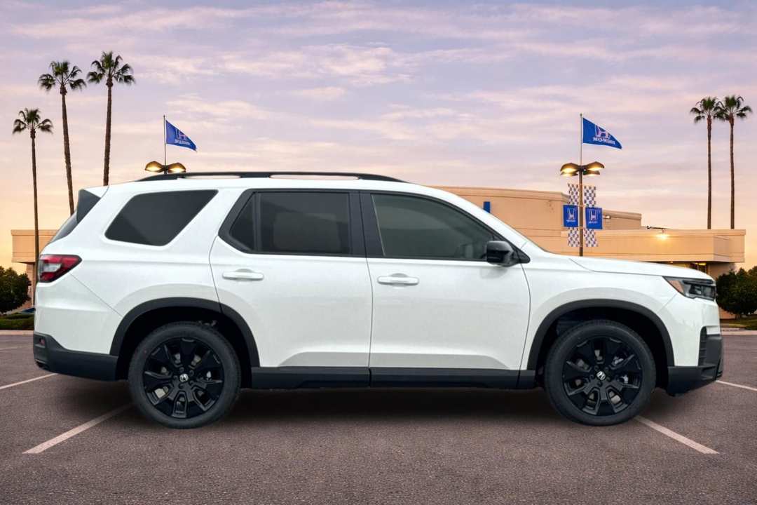 2026 Honda Pilot Black Edition - Image 3