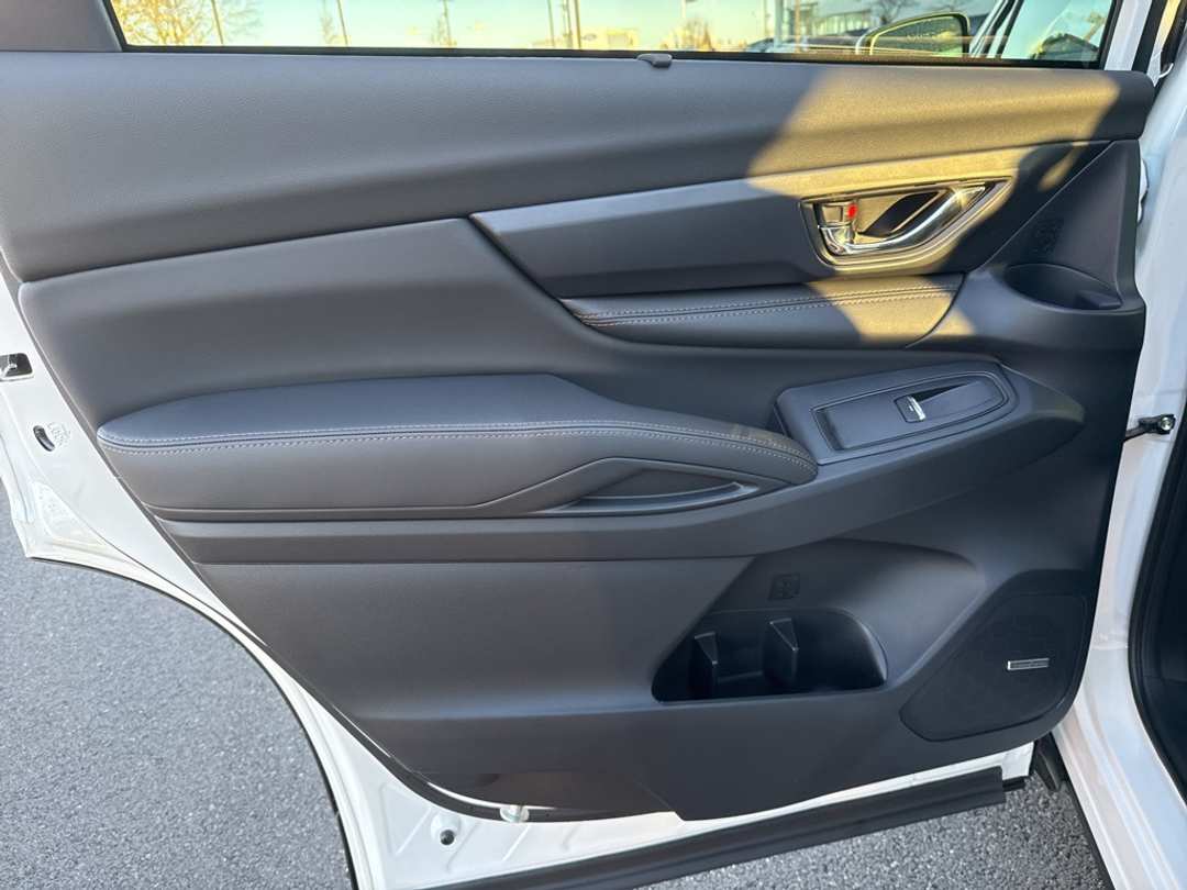 2026 Subaru Ascent Limited Bronze Edition - Image 18