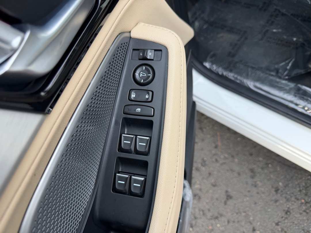 2026 Acura MDX Base - Image 13