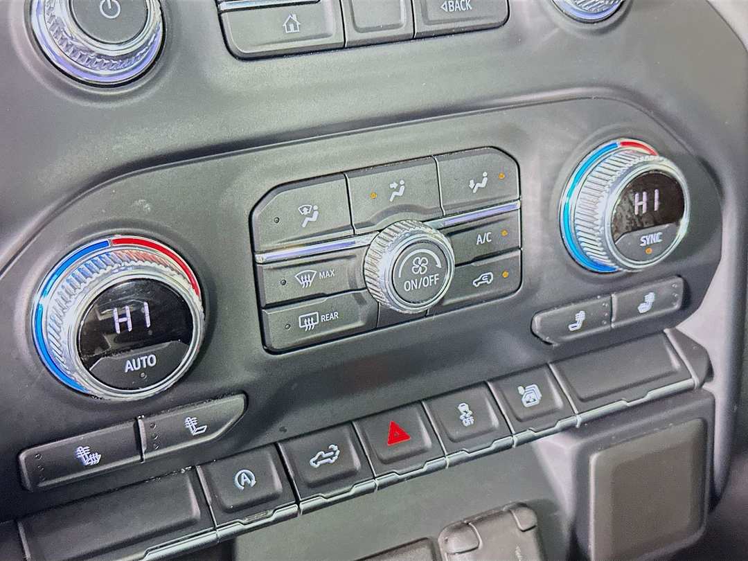 2020 GMC Sierra 1500 Elevation - Image 17