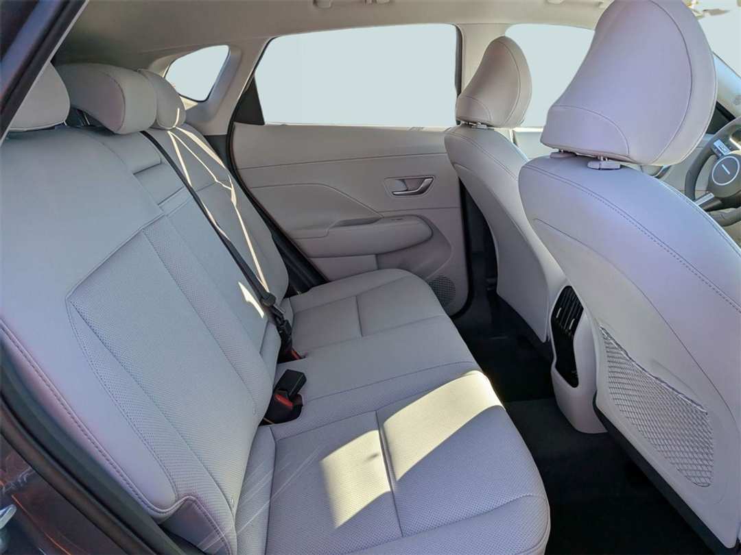 2026 Hyundai Kona SEL Premium - Image 28