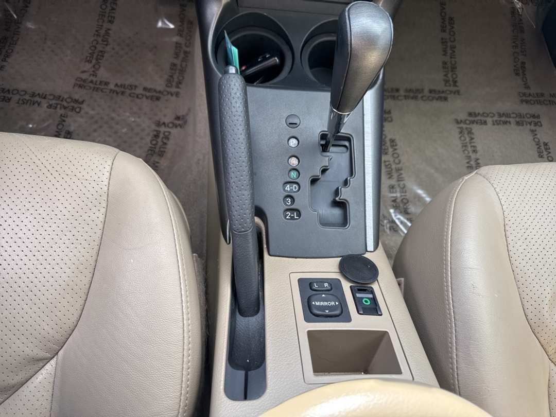 2009 Toyota Rav4 Limited - Image 25