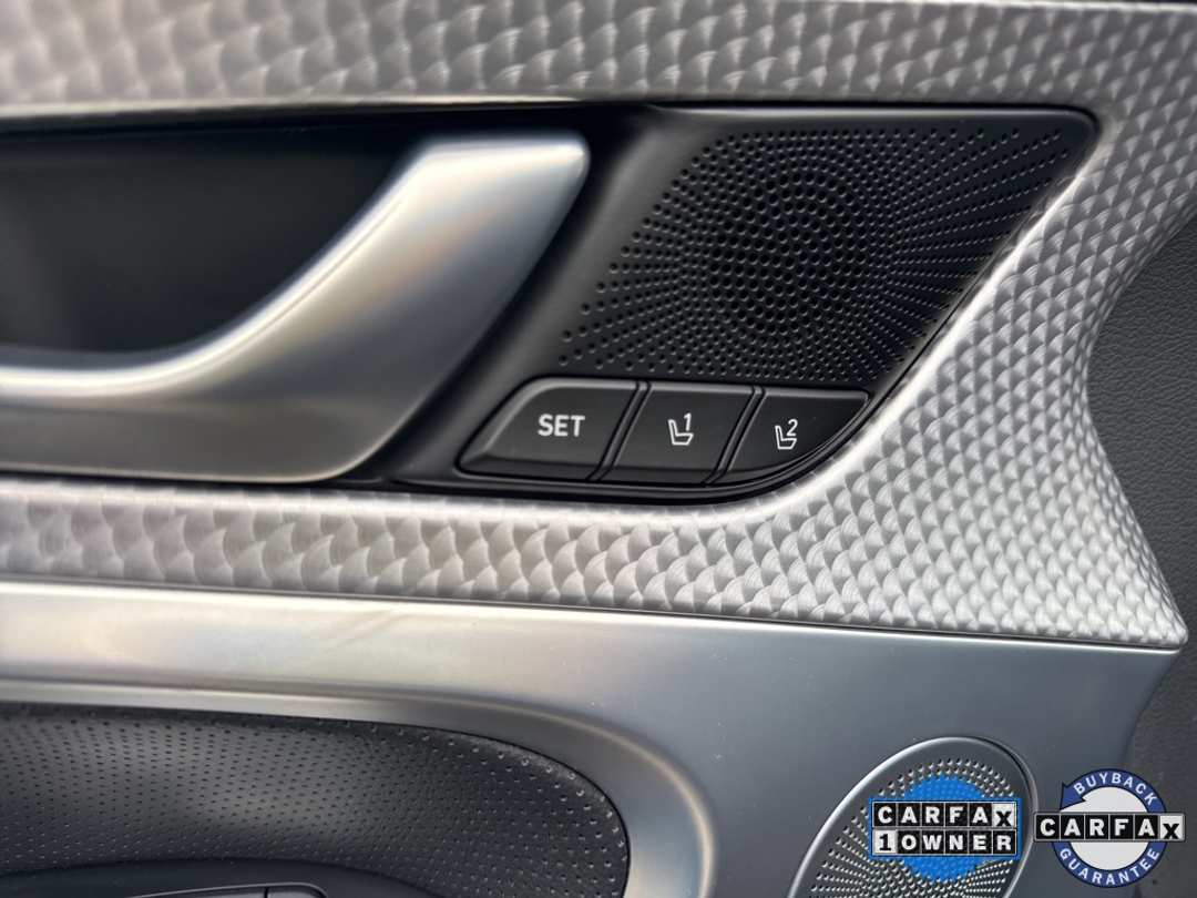 2023 Genesis G70 2.0T - Image 15