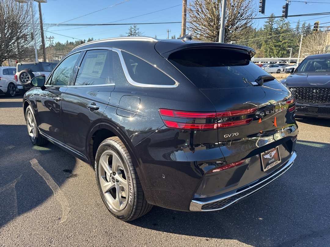 2026 Genesis Gv70 2.5T Advanced - Image 5