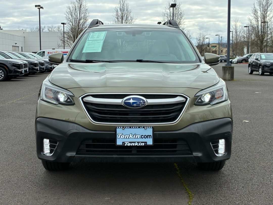 2021 Subaru Outback Premium - Image 2
