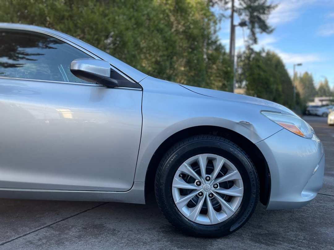 2016 Toyota Camry LE - Image 3