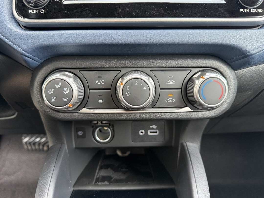 2025 Nissan Versa 1.6 SV - Image 23