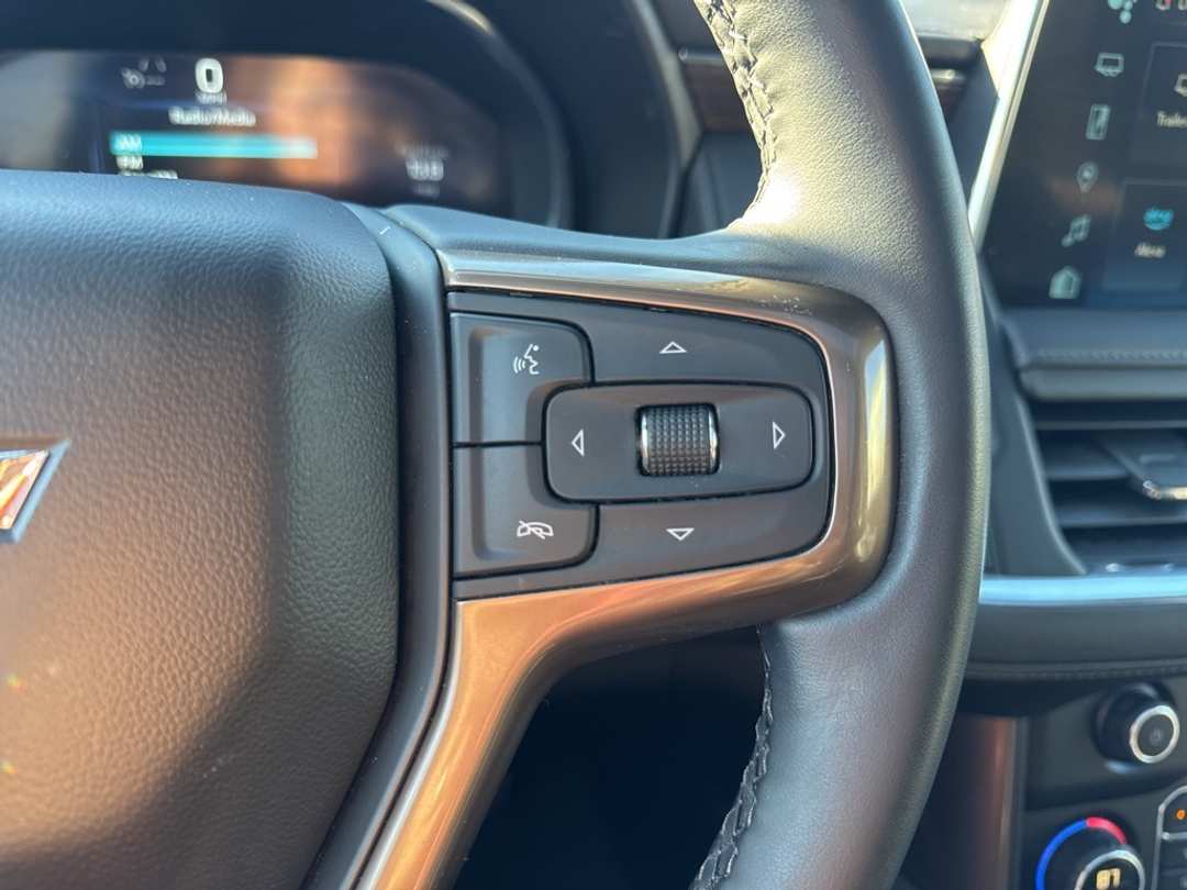 2024 Chevrolet Suburban High Country - Image 35