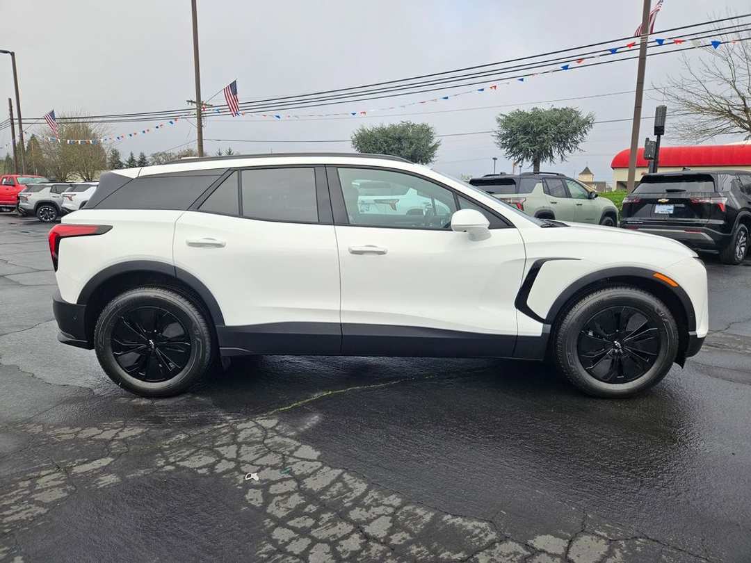 2026 Chevrolet Blazer Ev LT - Image 7