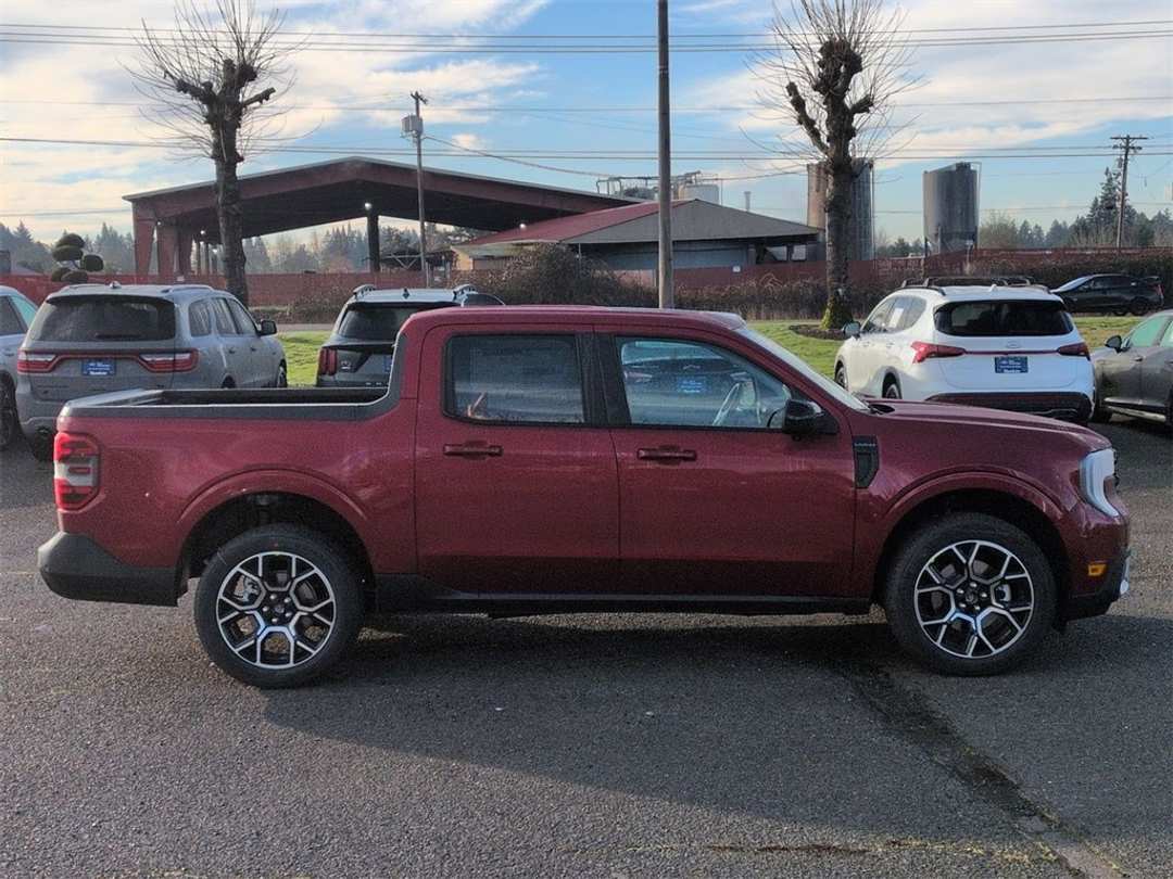 2026 Ford Maverick Lariat - Image 6