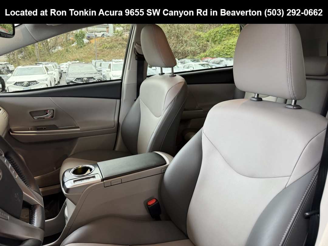 2015 Toyota Prius V Five - Image 14