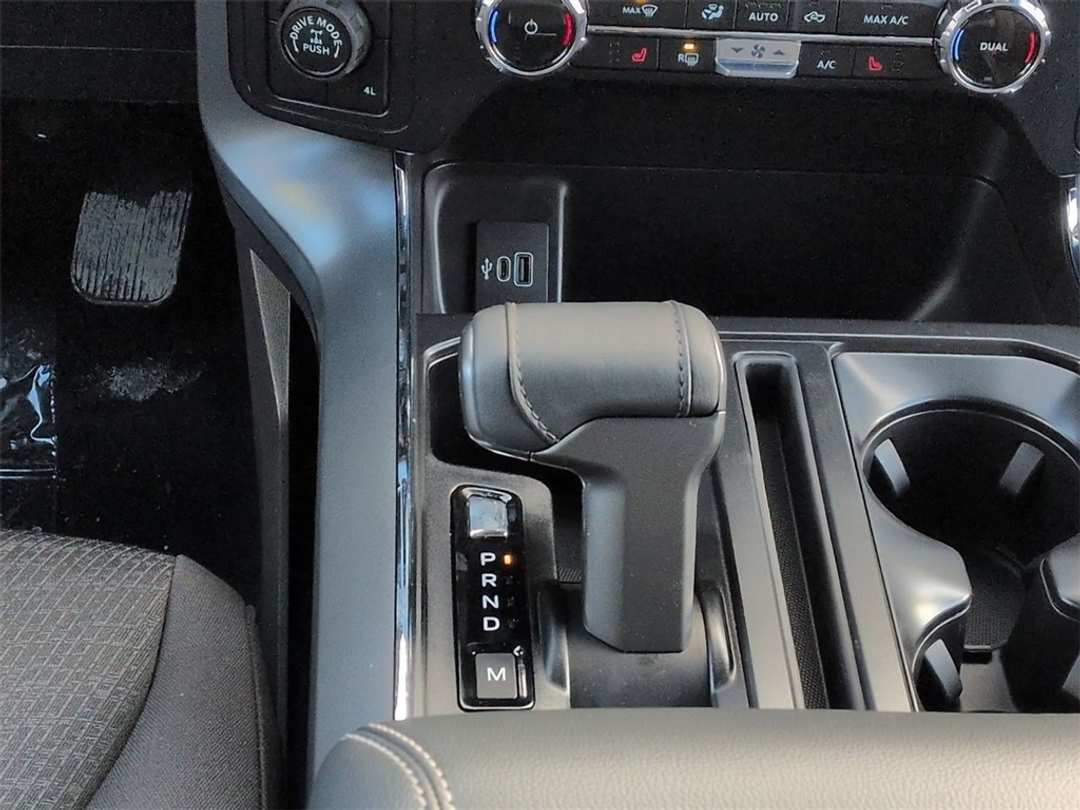 2026 Ford F-150 XLT - Image 17