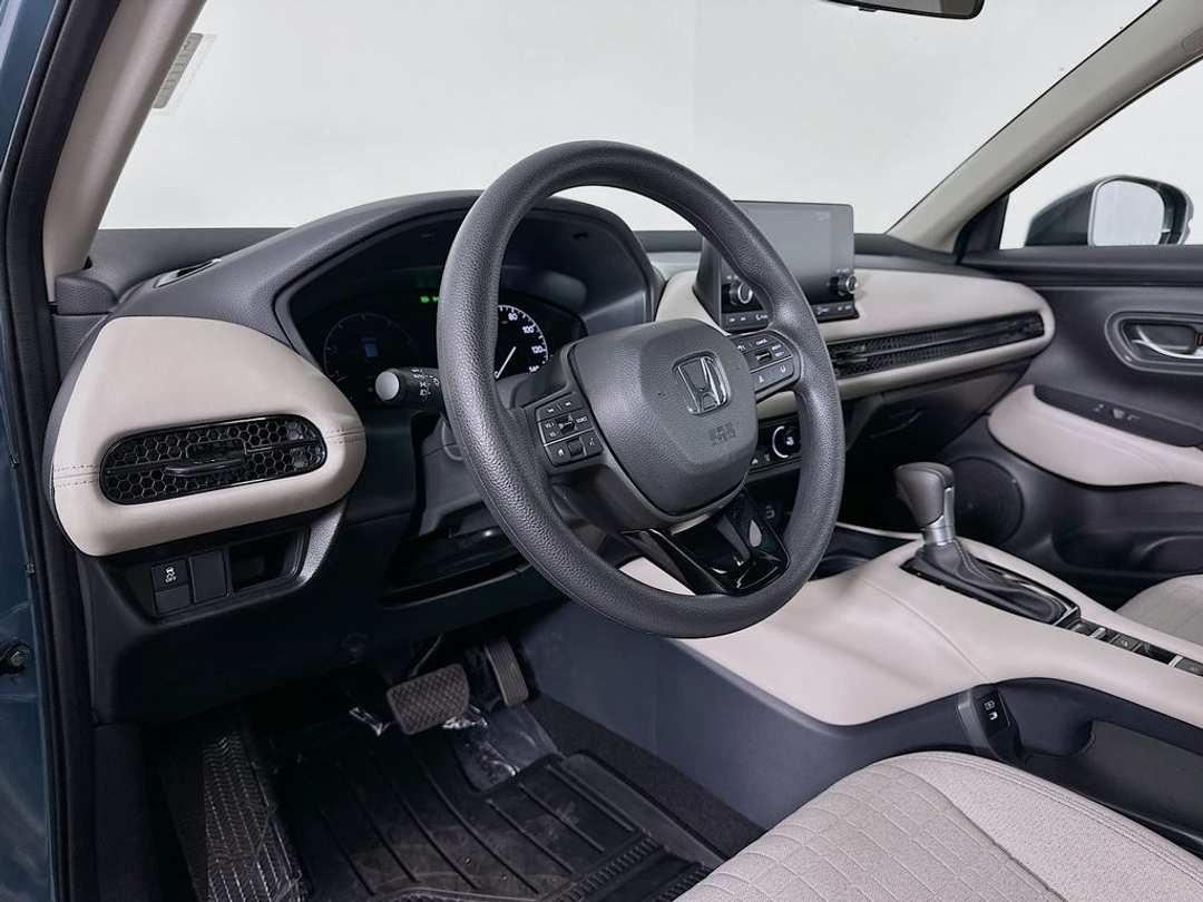 2025 Honda HR-V LX - Image 10