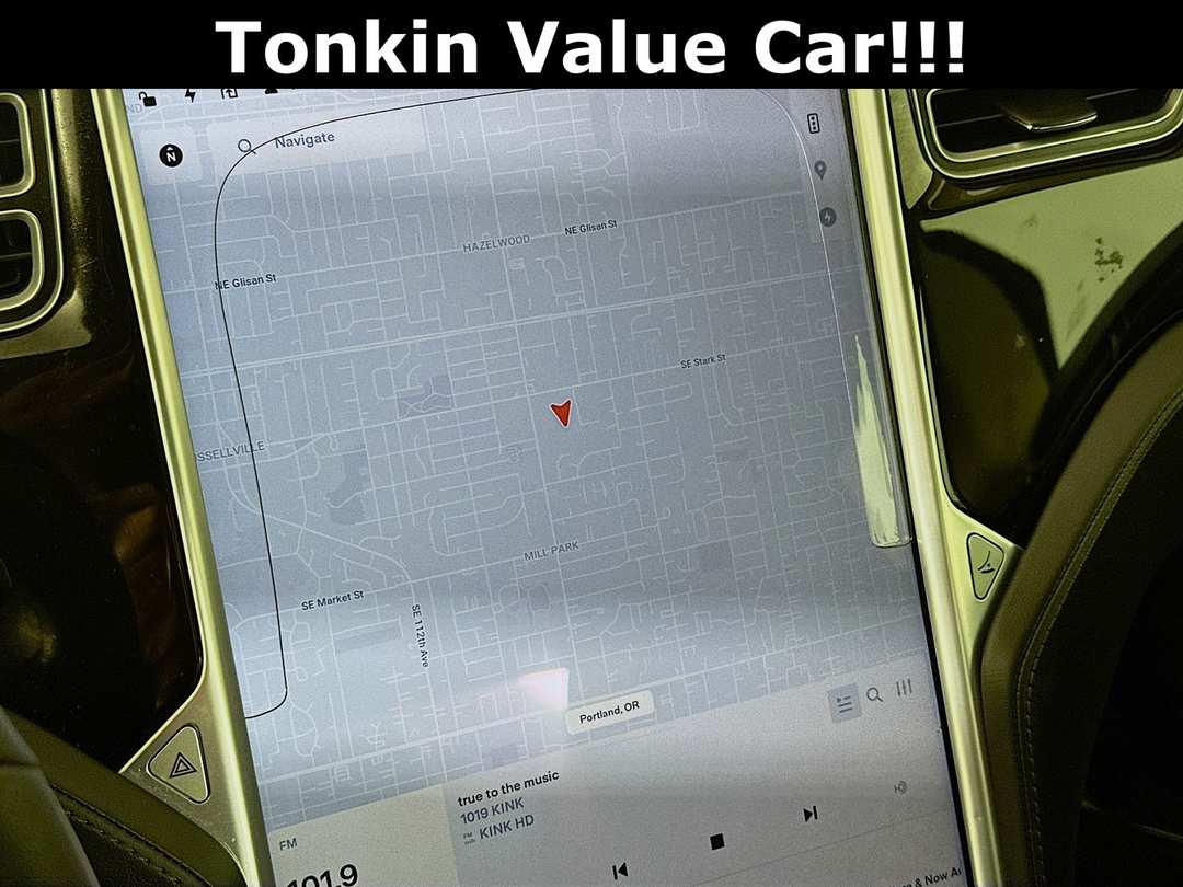 2016 Tesla Model S 70D - Image 12