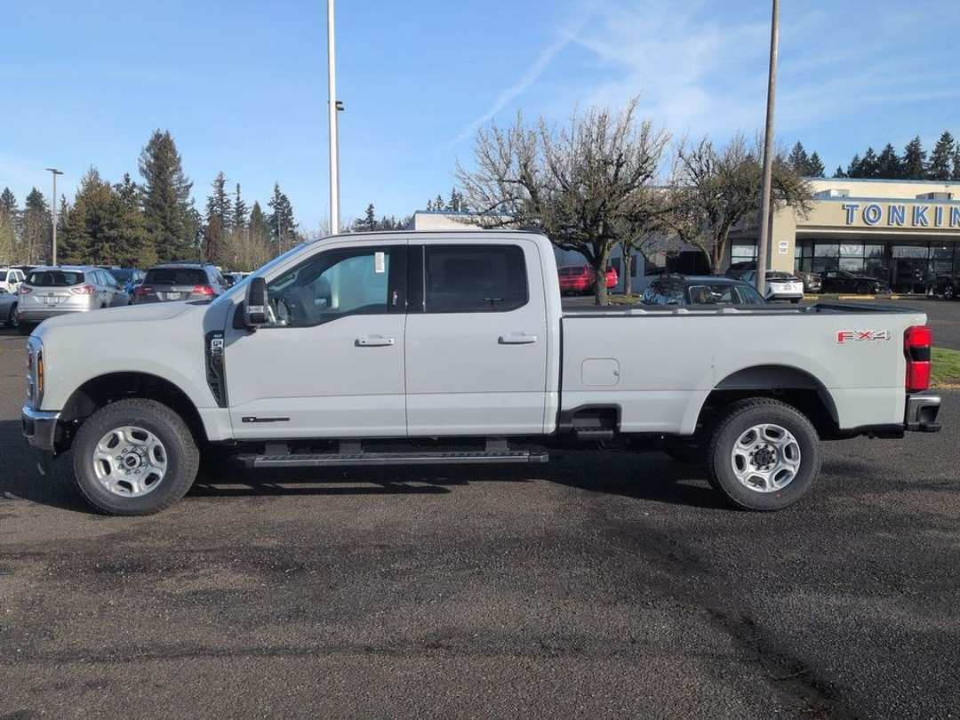 2026 Ford F-250Sd XLT - Image 2