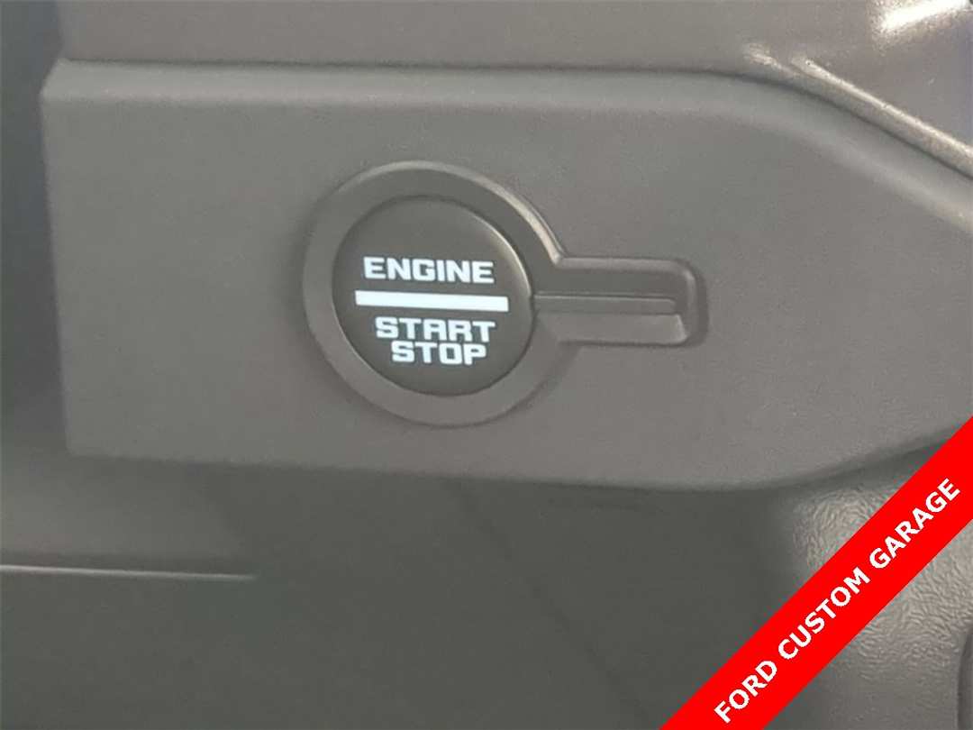 2025 Ford Bronco Big Bend - Image 15